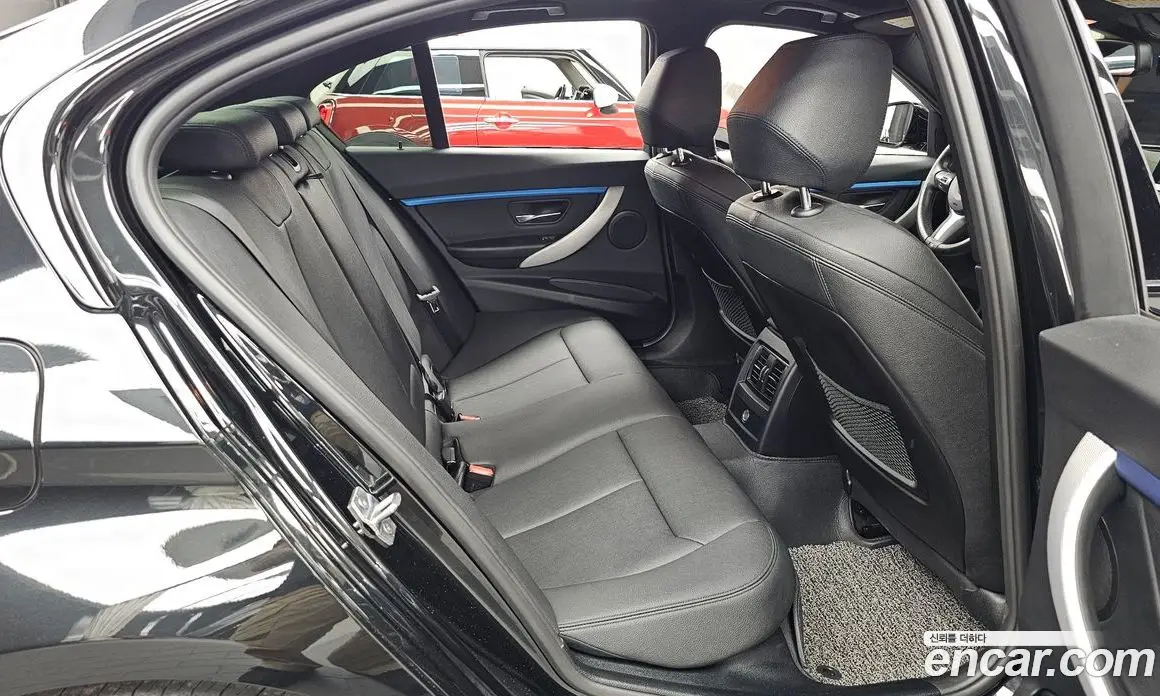 BMW 3 серия 2018 2.0 автомат (гидро), фото 12 BMW 3 серия 2018 2.0 автомат (гидро), фото 12