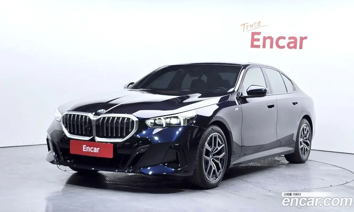 BMW 5 серия 2023 2.0 автомат (гидро), фото 1 BMW 5 серия 2023 2.0 автомат (гидро), фото 1