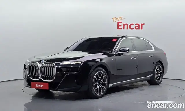 BMW 7 серия, 2024, 61 305 км