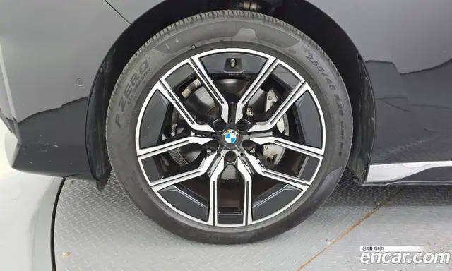 BMW 7 серия 2024 3.0 автомат (гидро), миниатюра 5