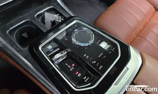 BMW 7 серия 2024 3.0 автомат (гидро), миниатюра 9