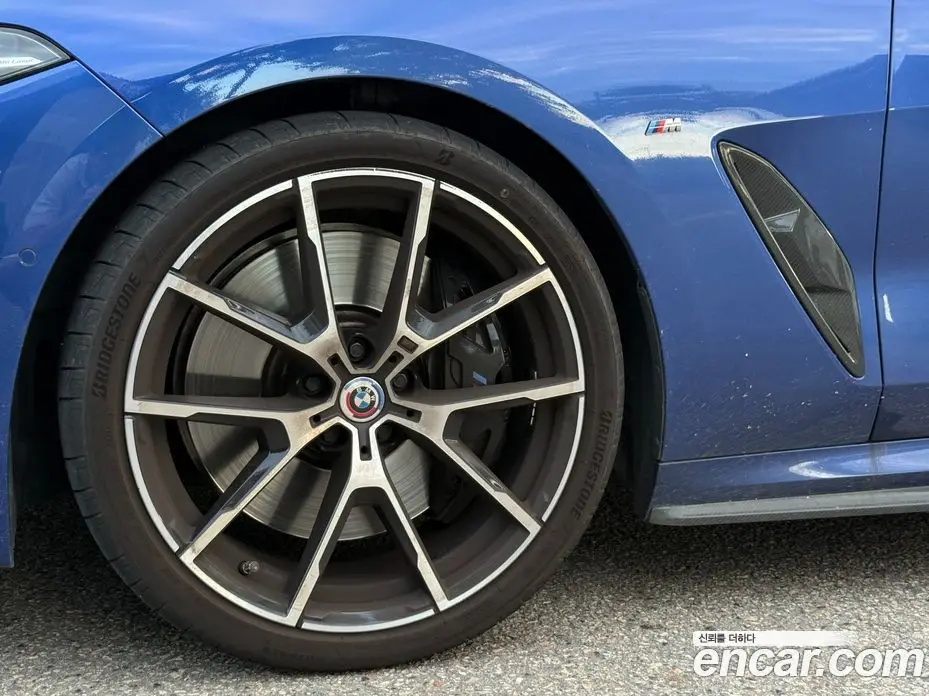 BMW 8 серия 2022 4.4 автомат (гидро), фото 18