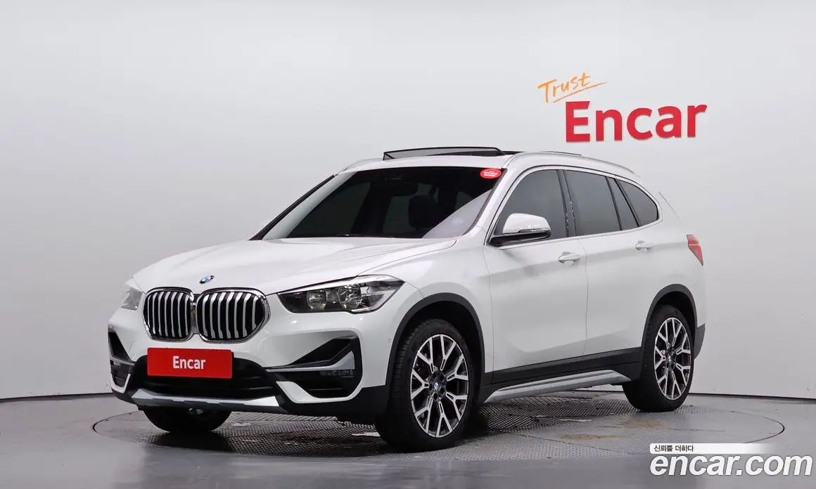 BMW X1 2022 2.0 автомат (гидро), фото 1 BMW X1 2022 2.0 автомат (гидро), фото 1