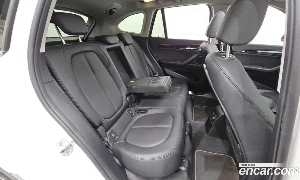 BMW X1 2022 2.0 автомат (гидро), фото 11 BMW X1 2022 2.0 автомат (гидро), фото 11