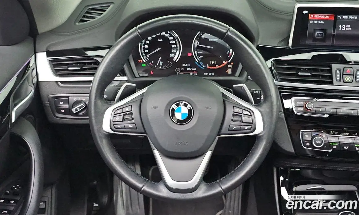 BMW X1 2022 2.0 автомат (гидро), фото 12 BMW X1 2022 2.0 автомат (гидро), фото 12