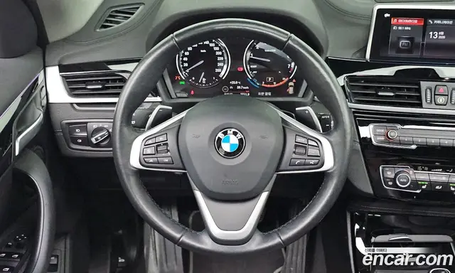 BMW X1 2022 2.0 автомат (гидро), миниатюра 12