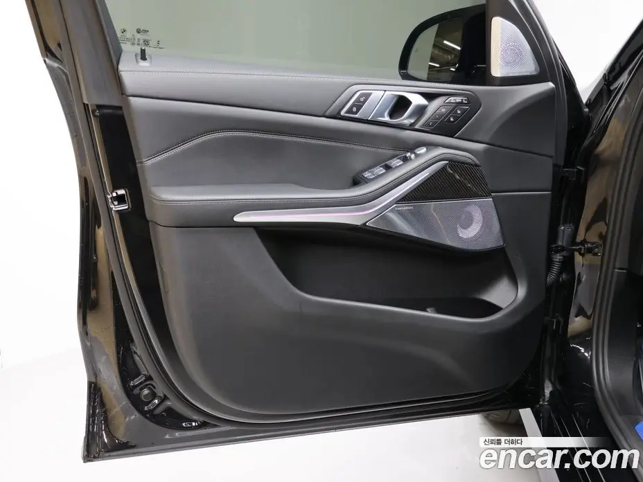 BMW X7 2024 4.4 автомат (гидро), фото 6 BMW X7 2024 4.4 автомат (гидро), фото 6