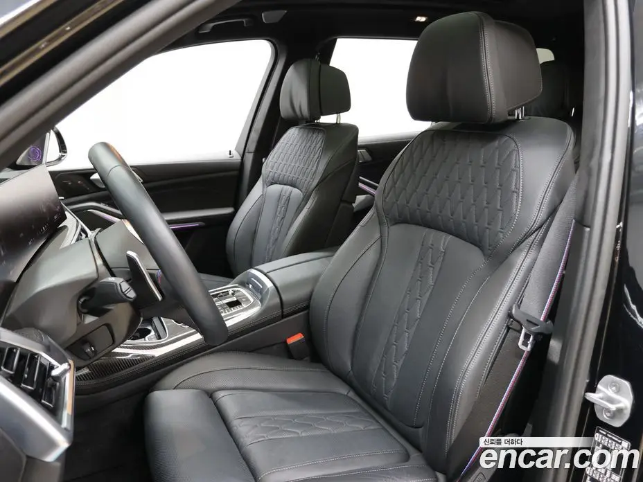 BMW X7 2024 4.4 автомат (гидро), фото 9 BMW X7 2024 4.4 автомат (гидро), фото 9