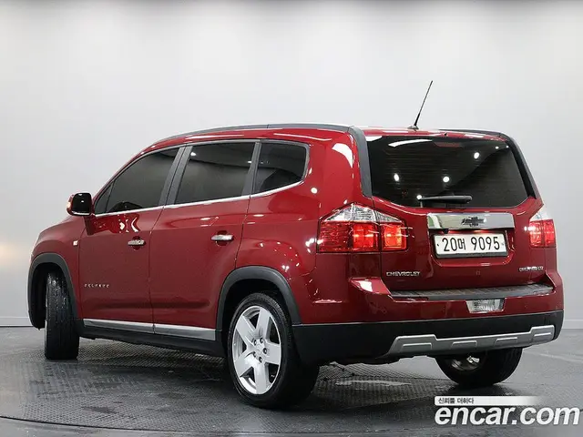 Chevrolet Orlando 2013 2.0 автомат (гидро), миниатюра 4