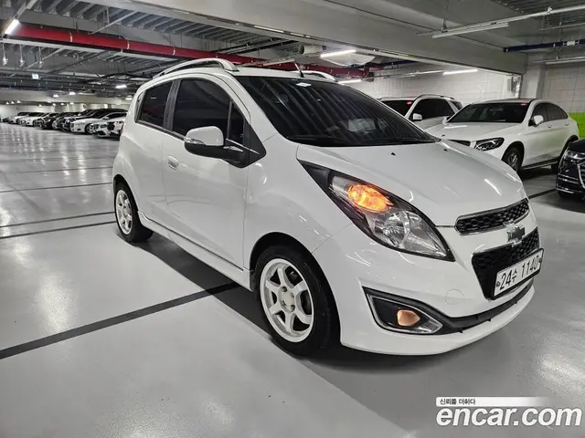 Chevrolet Spark 2014 1.0 автомат (гидро), миниатюра 2 Chevrolet Spark 2014 1.0 автомат (гидро), миниатюра 2
