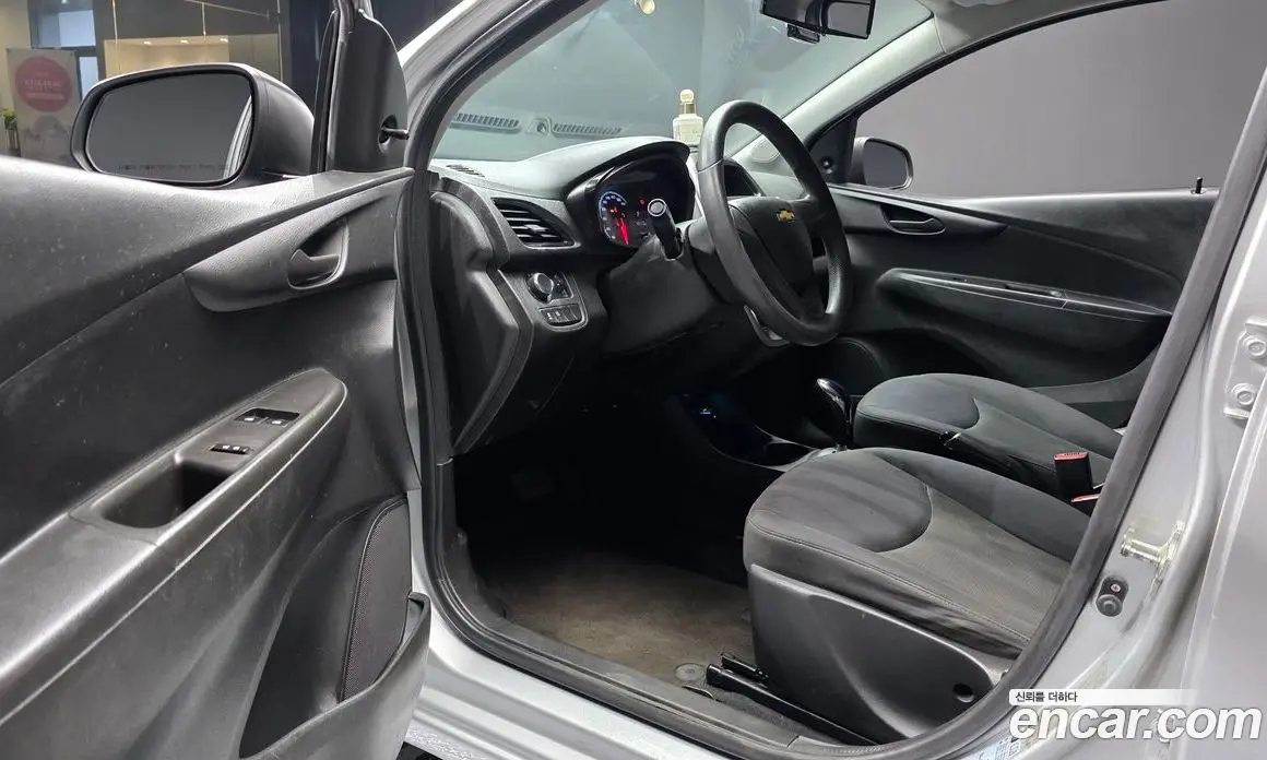 Chevrolet Spark 2016 1.0 автомат (гидро), фото 10 Chevrolet Spark 2016 1.0 автомат (гидро), фото 10