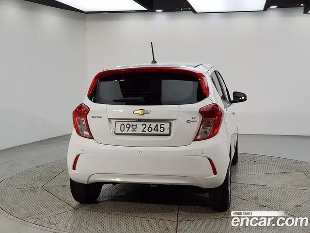 Chevrolet Spark 2017 1.0 автомат (гидро), миниатюра 3