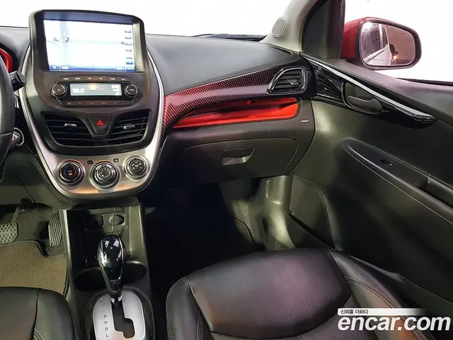Chevrolet Spark 2017 1.0 автомат (гидро), миниатюра 9
