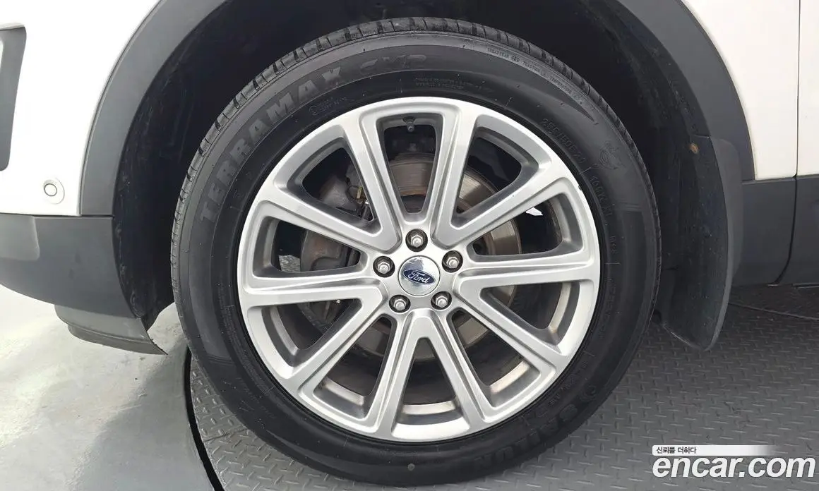 Ford Explorer 2017 2.3 автомат (гидро), фото 5 Ford Explorer 2017 2.3 автомат (гидро), фото 5