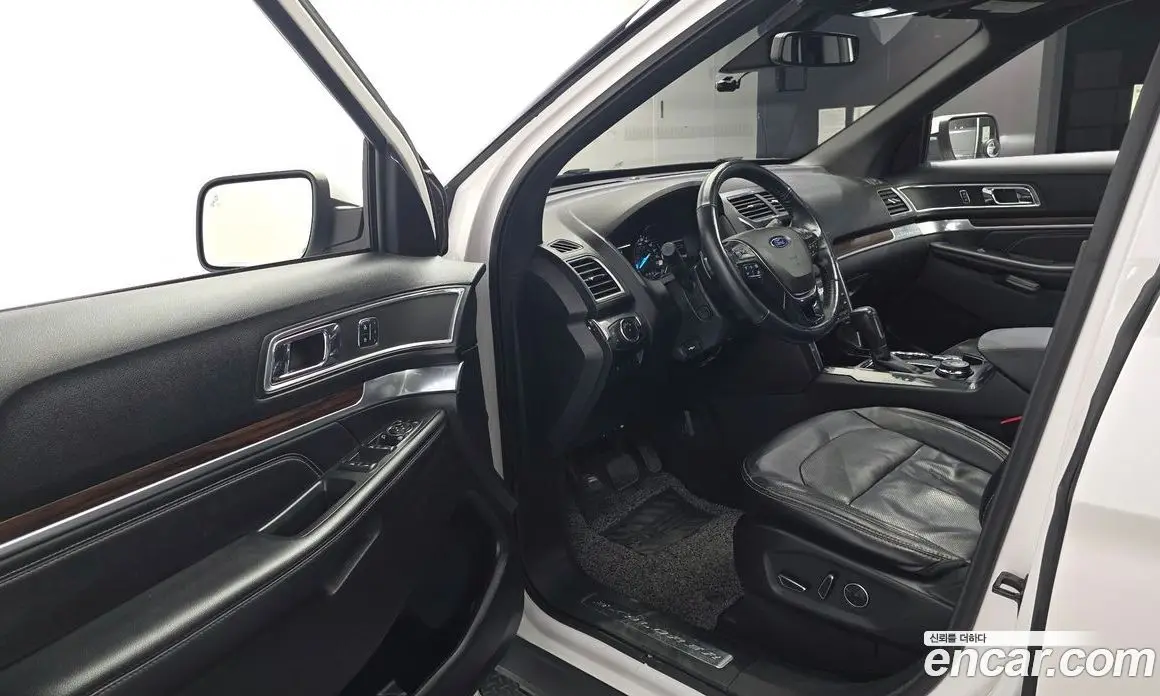 Ford Explorer 2017 2.3 автомат (гидро), фото 10 Ford Explorer 2017 2.3 автомат (гидро), фото 10