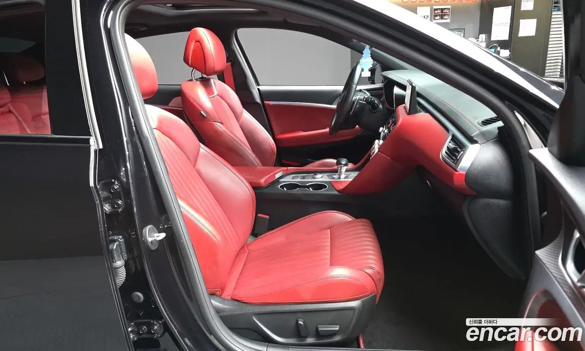 Genesis G70 2021 2.0 автомат (гидро), фото 11 Genesis G70 2021 2.0 автомат (гидро), фото 11