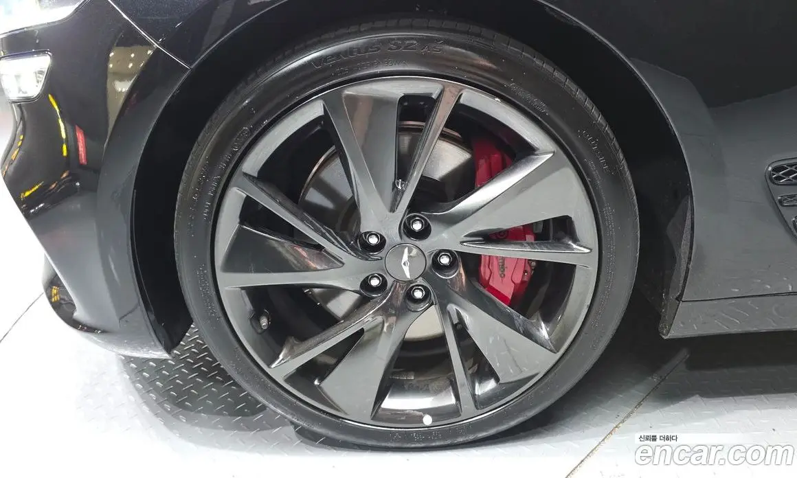 Genesis G70 2021 2.0 автомат (гидро), фото 5 Genesis G70 2021 2.0 автомат (гидро), фото 5