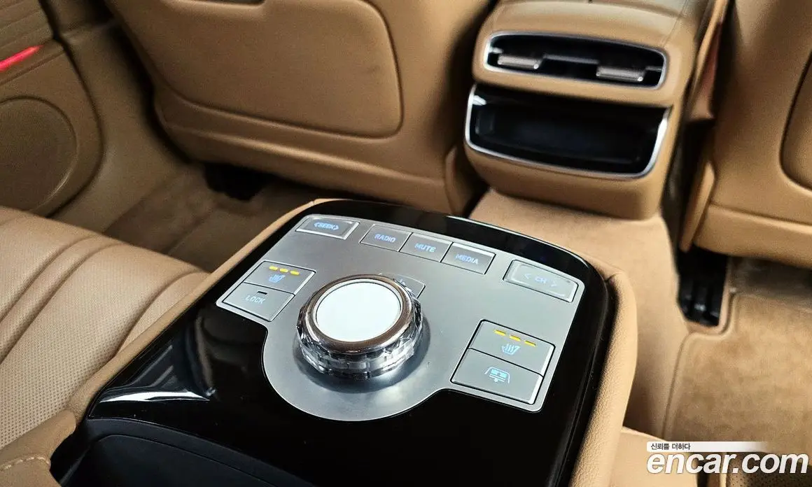 Genesis G80 2024 2.5 автомат (гидро), фото 19