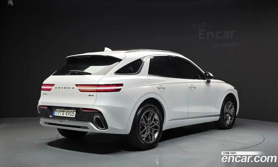 Genesis GV70 2022 2.5 автомат (гидро), фото 2 Genesis GV70 2022 2.5 автомат (гидро), фото 2