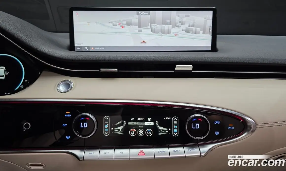 Genesis GV70 2022 2.5 автомат (гидро), фото 15 Genesis GV70 2022 2.5 автомат (гидро), фото 15
