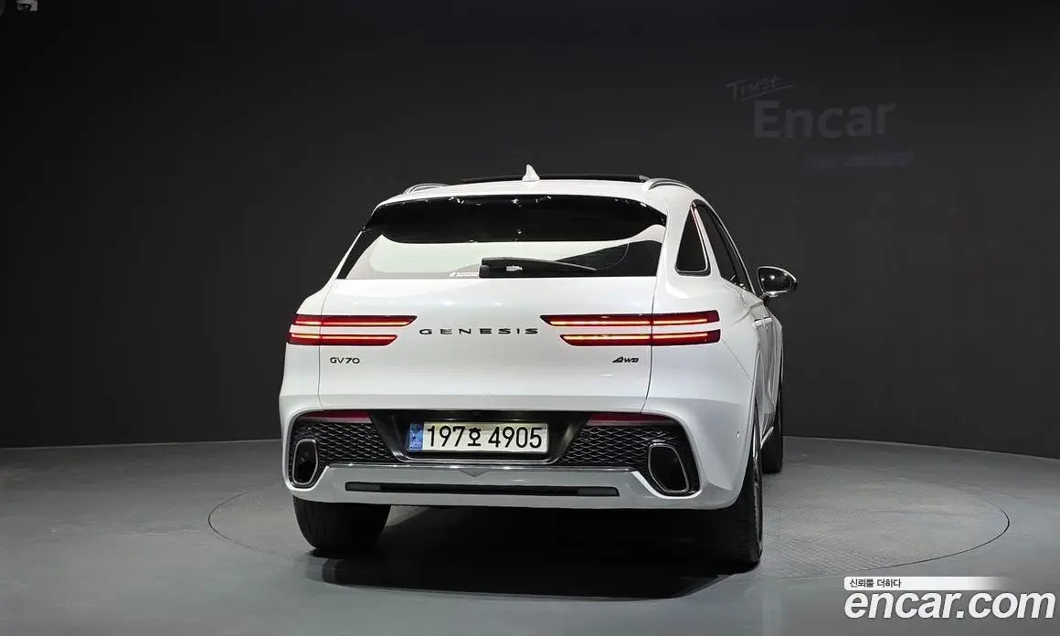 Genesis GV70 2022 2.5 автомат (гидро), фото 4 Genesis GV70 2022 2.5 автомат (гидро), фото 4