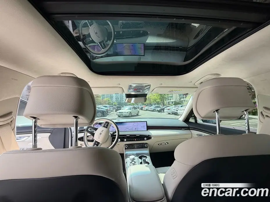 Genesis GV70 2026 2.5 автомат (гидро), фото 8 Genesis GV70 2026 2.5 автомат (гидро), фото 8