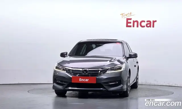 Honda Accord 2017 2.4 автомат (гидро), миниатюра 3 Honda Accord 2017 2.4 автомат (гидро), миниатюра 3