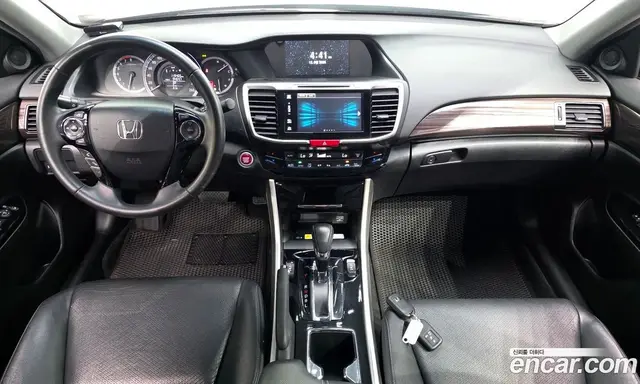 Honda Accord 2017 2.4 автомат (гидро), миниатюра 7 Honda Accord 2017 2.4 автомат (гидро), миниатюра 7