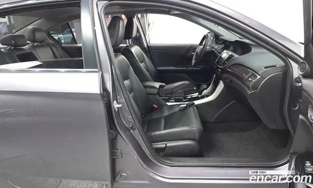Honda Accord 2017 2.4 автомат (гидро), миниатюра 10 Honda Accord 2017 2.4 автомат (гидро), миниатюра 10