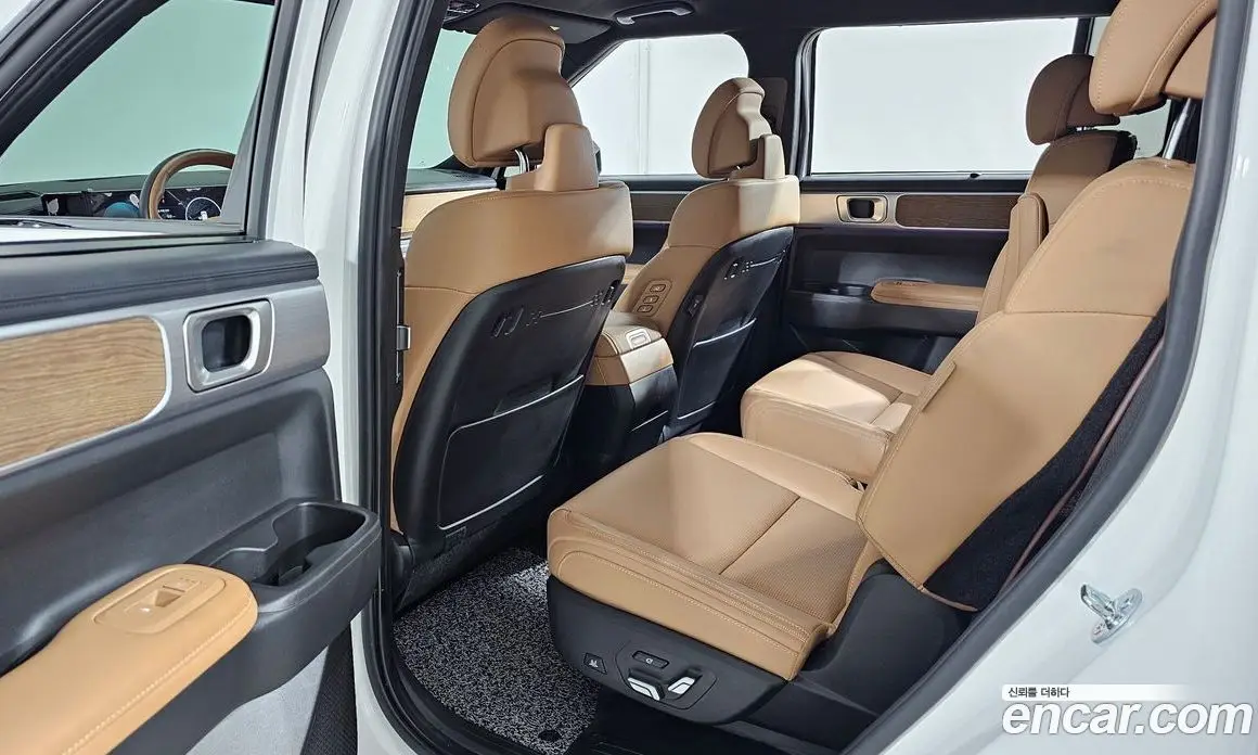 Hyundai Santa Fe 2024 1.6 автомат (гидро), фото 13
