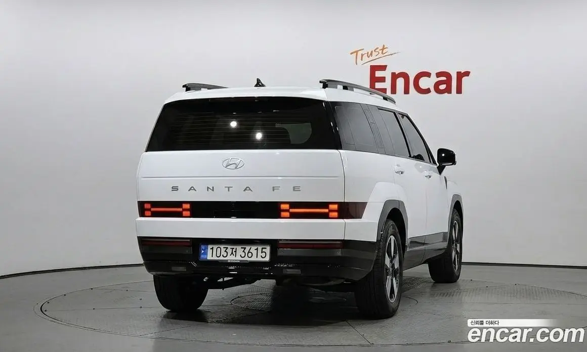 Hyundai Santa Fe 2024 1.6 автомат (гидро), фото 4