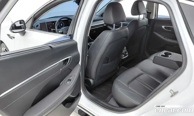 Hyundai Sonata 2023 1.6 автомат (гидро), миниатюра 12