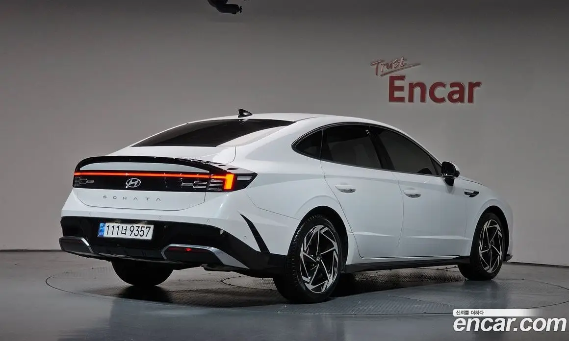 Hyundai Sonata 2024 1.6 автомат (гидро), фото 2 Hyundai Sonata 2024 1.6 автомат (гидро), фото 2
