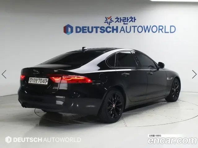 Jaguar XF 2019 2.0 автомат (гидро), миниатюра 2