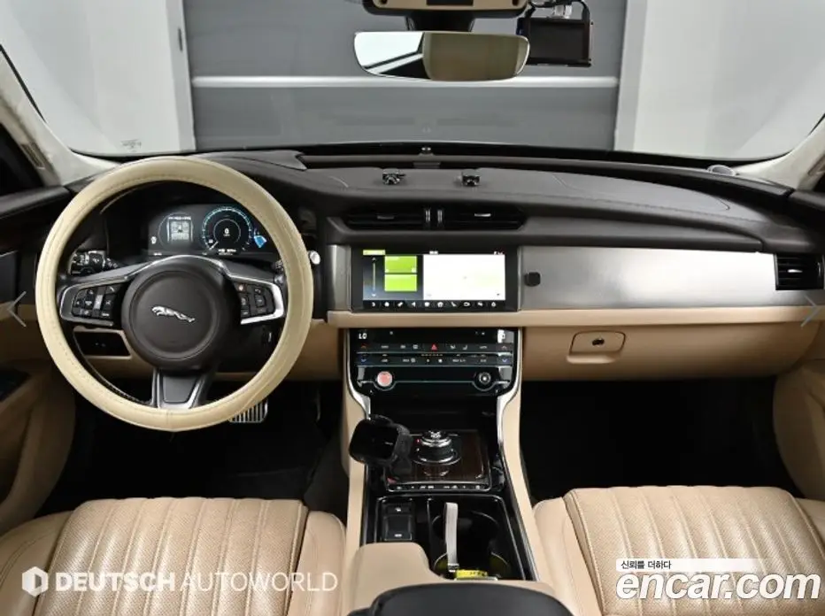 Jaguar XF 2019 2.0 автомат (гидро), фото 7