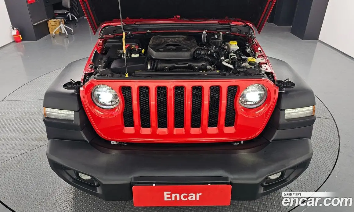Jeep Wrangler 2021 2.0 автомат (гидро), фото 6 Jeep Wrangler 2021 2.0 автомат (гидро), фото 6