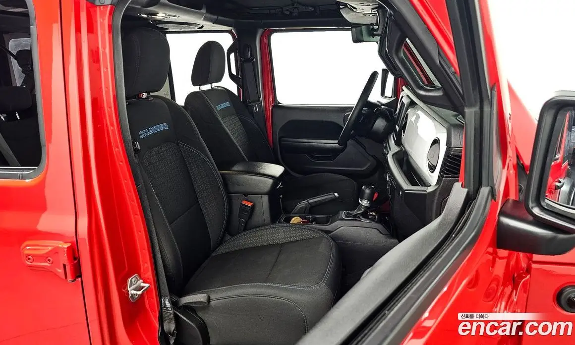 Jeep Wrangler 2021 2.0 автомат (гидро), фото 10 Jeep Wrangler 2021 2.0 автомат (гидро), фото 10