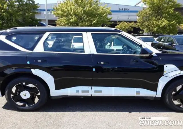 Kia EV5 2026 0.1 автомат (гидро), миниатюра 11 Kia EV5 2026 0.1 автомат (гидро), миниатюра 11