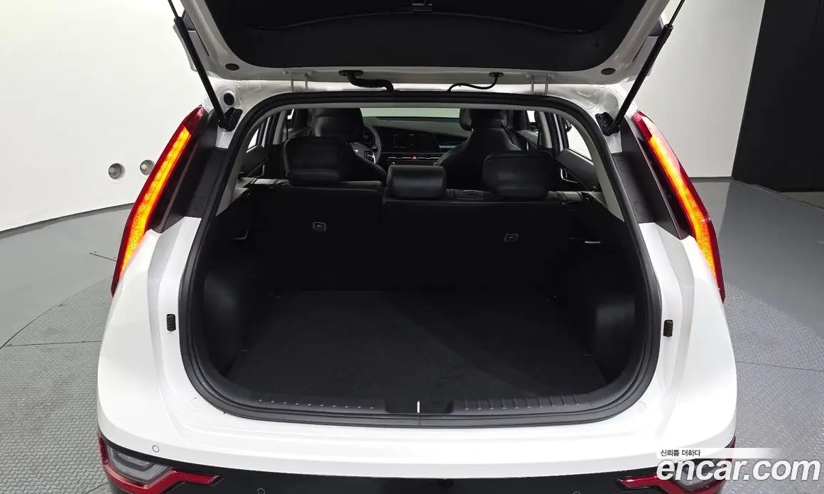 Kia Niro 2022 1.6 автомат (гидро), фото 20 Kia Niro 2022 1.6 автомат (гидро), фото 20