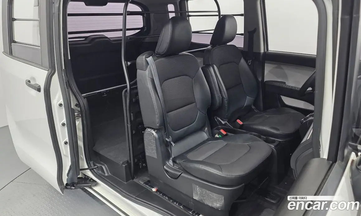 Kia Ray 2022 1.0 автомат (гидро), фото 12