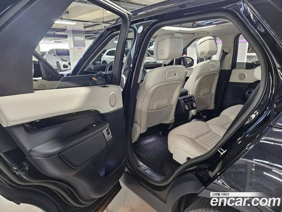 Land Rover Discovery 2022 3.0 автомат (гидро), фото 16 Land Rover Discovery 2022 3.0 автомат (гидро), фото 16