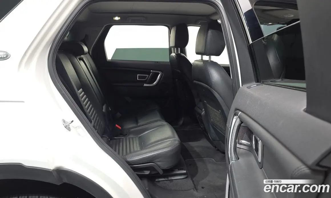 Land Rover Discovery Sport 2015 2.2 автомат (гидро), фото 12 Land Rover Discovery Sport 2015 2.2 автомат (гидро), фото 12
