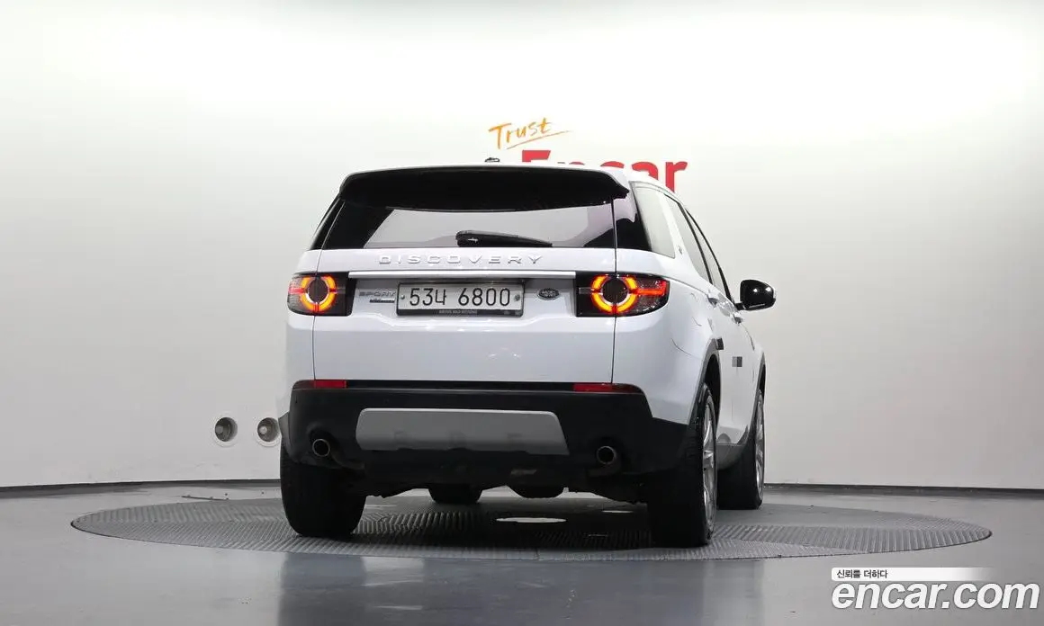 Land Rover Discovery Sport 2015 2.2 автомат (гидро), фото 4 Land Rover Discovery Sport 2015 2.2 автомат (гидро), фото 4