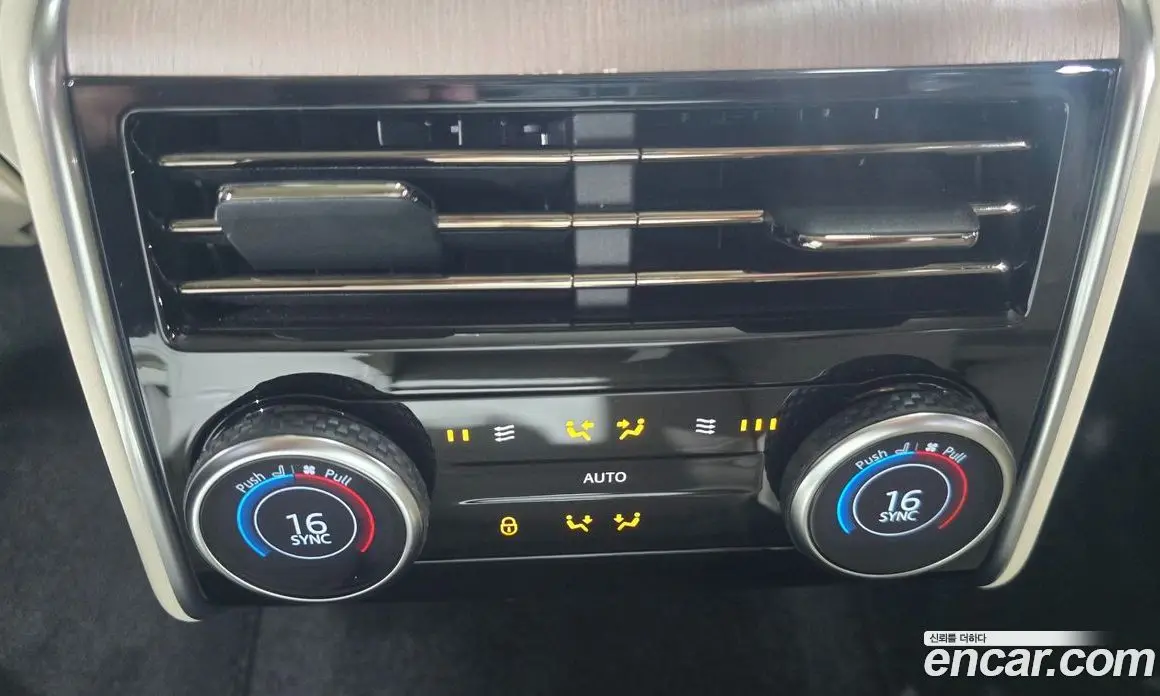 Land Rover Range Rover 2025 3.0 автомат (гидро), фото 18