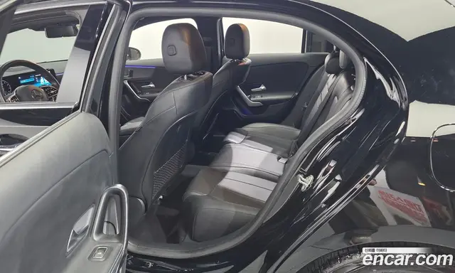 Mercedes-Benz A-Class 2022 2.0 автомат (гидро), миниатюра 11
