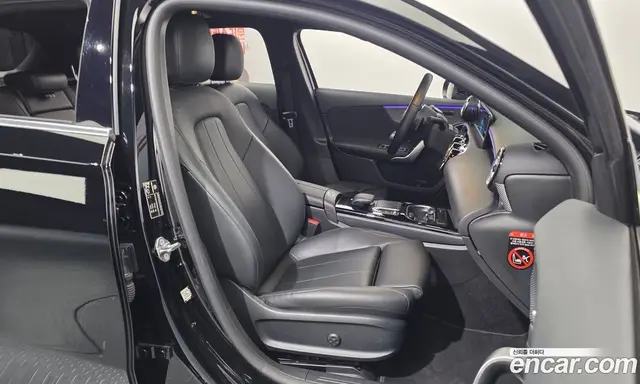 Mercedes-Benz A-Class 2022 2.0 автомат (гидро), миниатюра 12