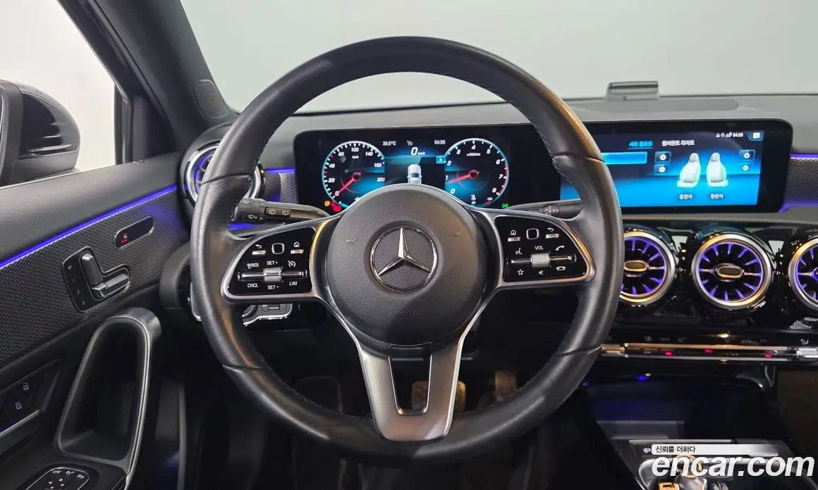 Mercedes-Benz A-Class 2022 2.0 автомат (гидро), фото 13
