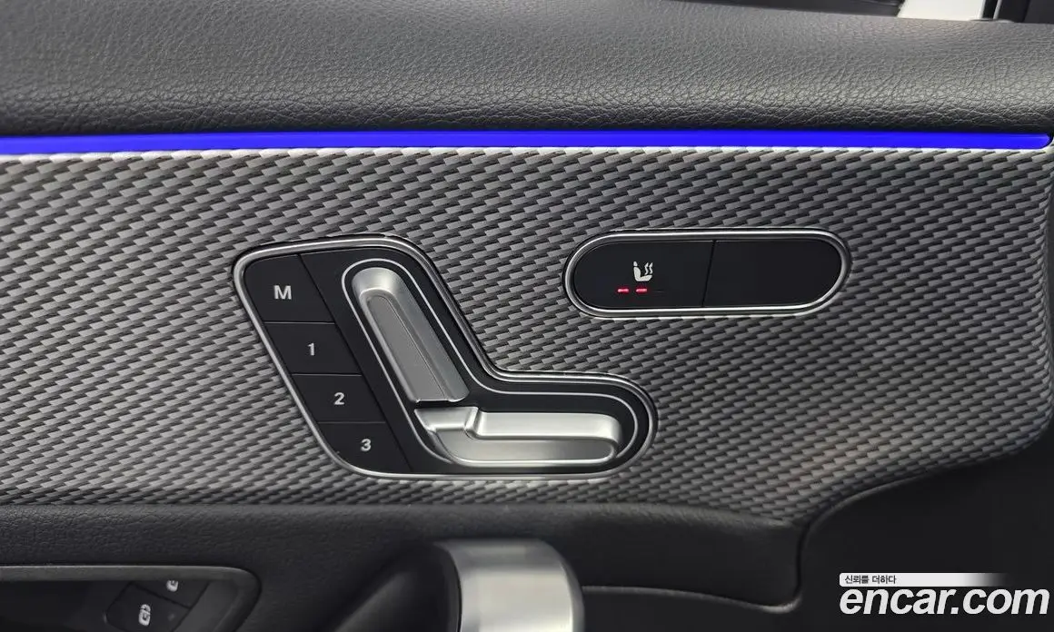 Mercedes-Benz A-Class 2022 2.0 автомат (гидро), фото 14