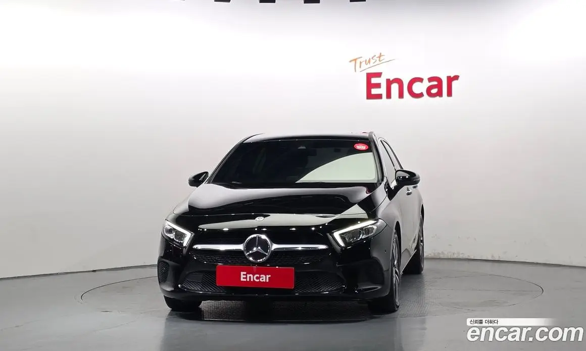 Mercedes-Benz A-Class 2022 2.0 автомат (гидро), фото 3