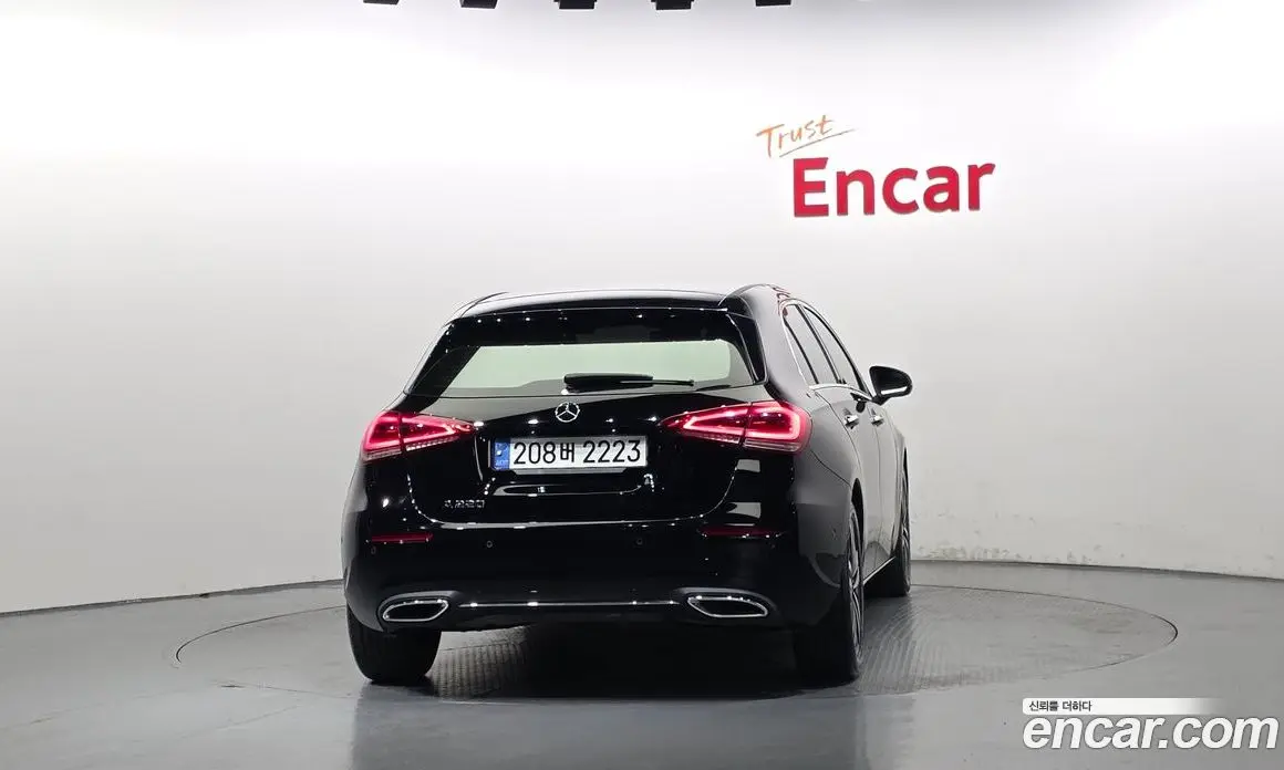 Mercedes-Benz A-Class 2022 2.0 автомат (гидро), фото 4
